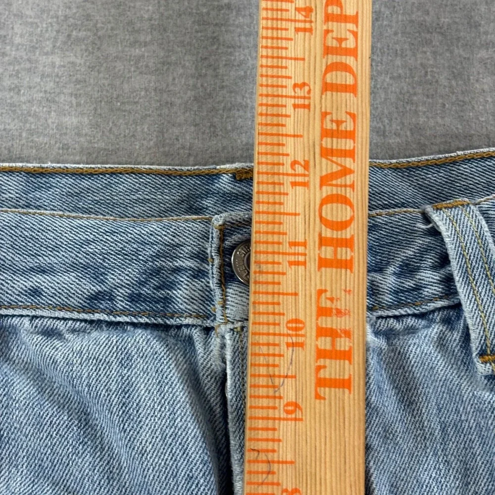Levis 501 Original Fit Mens Light Wash Blue Straight Leg Button Fly Jeans 36x32